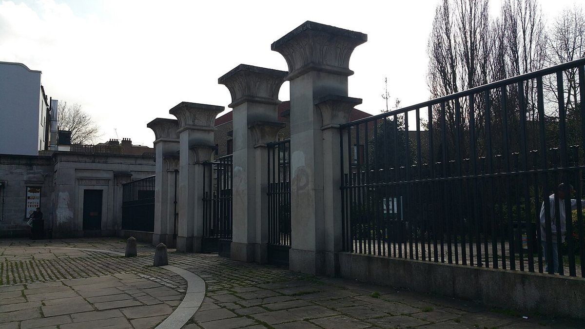 Abney Park Cemetery, a Victorian garden cemetery