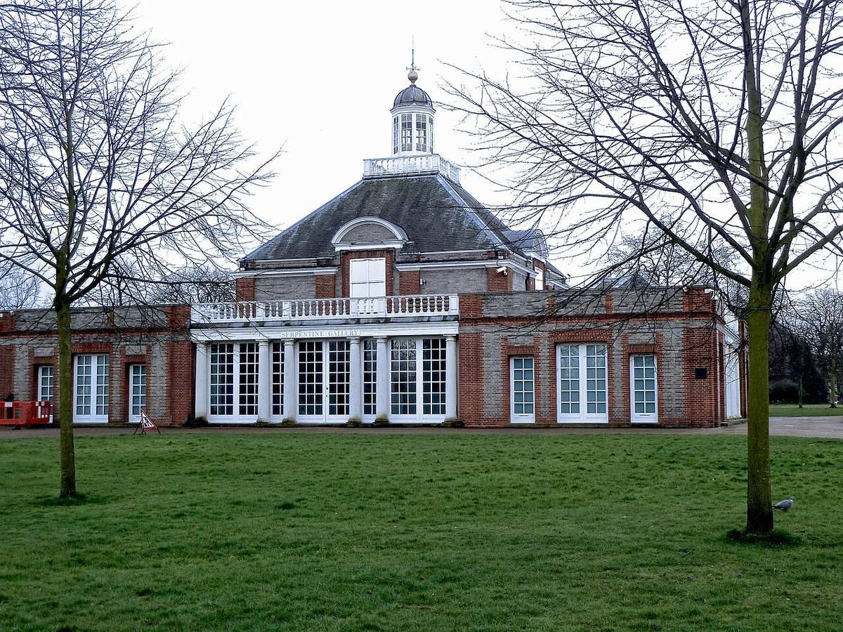 Serpentine South, a free contemporary art gallery in a 1930s former tea pavilion in Kensington Gardens